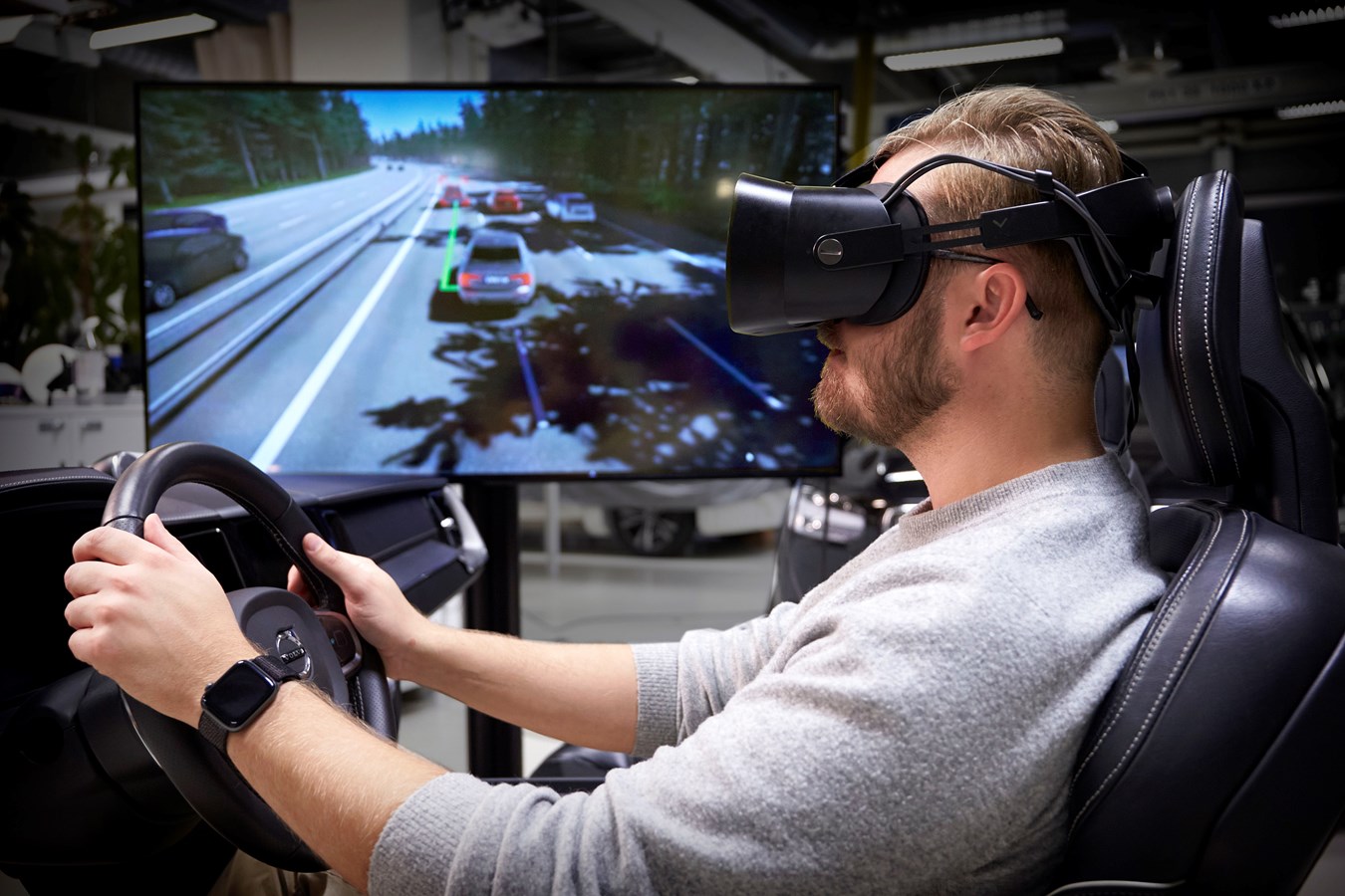 Driving a real car in a virtual world