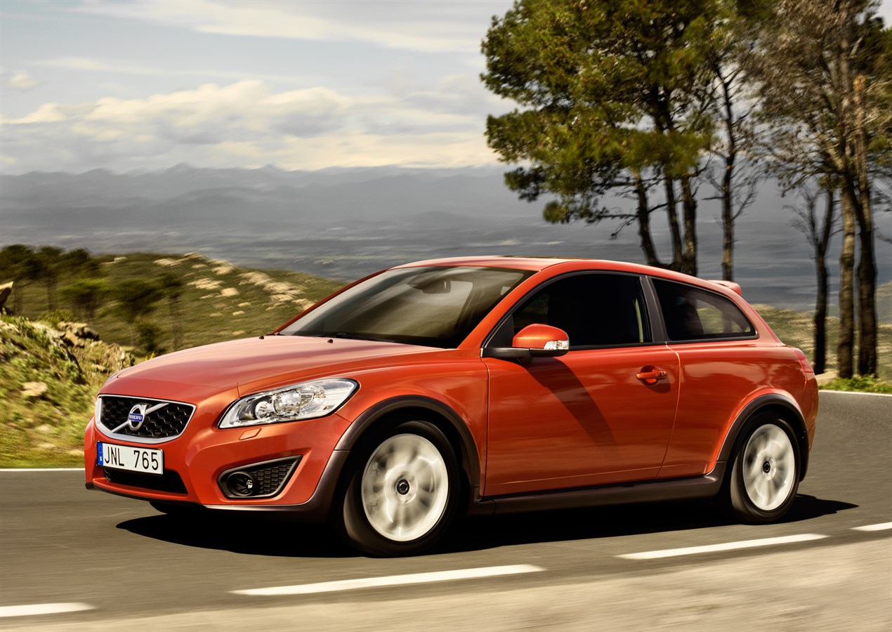 The new Volvo C30 - a new front and even more choice - Volvo Car USA Newsroom