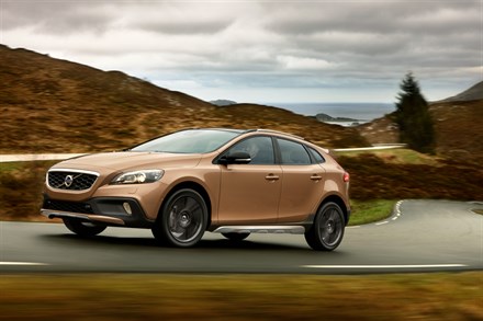 Volvo Car Corporation launches V40 Cross Country