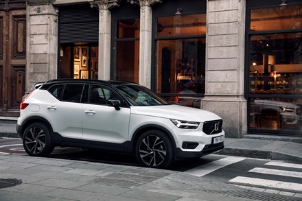 Volvo Cars global sales up 17.2 per cent in the first two months of 2018 as first XC40s reach customers