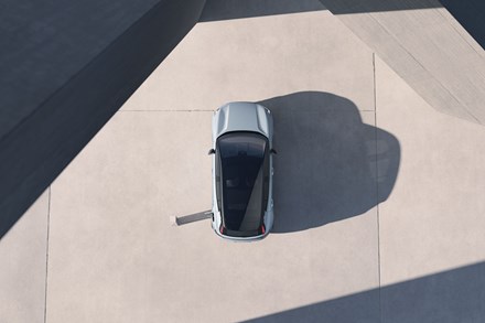 Volvo Cars verdubbelt inzet voor het klimaat – wil tegen 2030 de CO2-uitstoot per auto met 75% verminderen en is van plan om bijna CO2-neutraal aluminium en staal te gebruiken