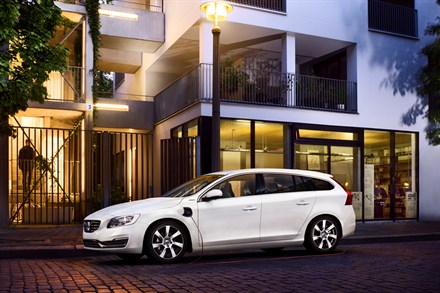 Volvo Car Group almost doubles production of the innovative V60 Plug-in Hybrid