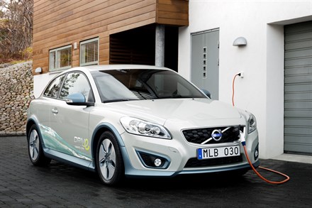 Volvo Cars to increase the development of vehicles powered by electricity with new test fleet
